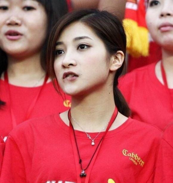 操动漫美女